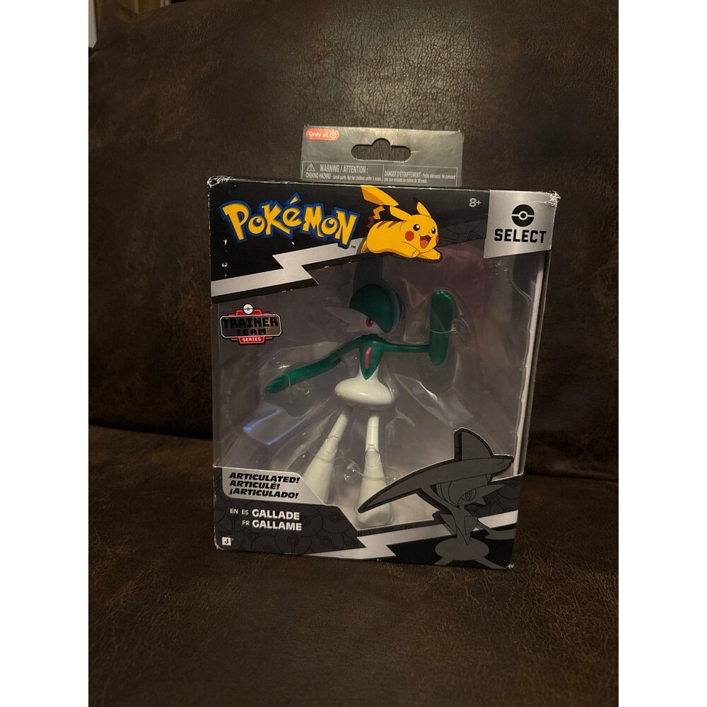 Pokémon Gallade 6" Super-Articulated Action Figure